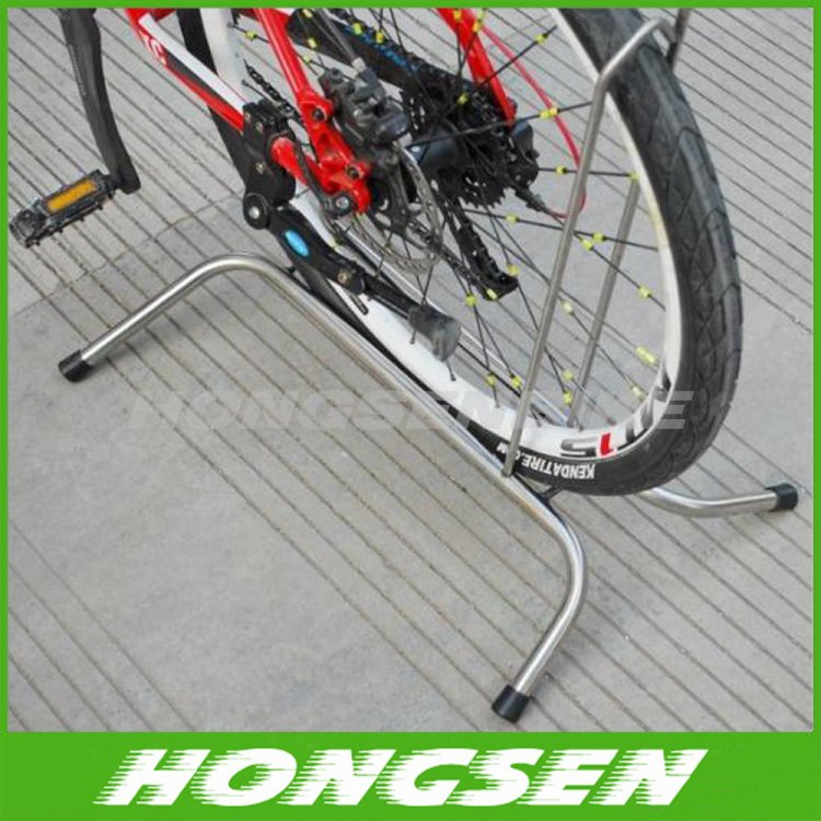 Vertical bicycle storage bicycle bracket/rack