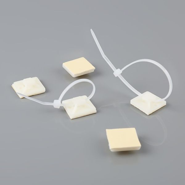 White Cable Ties Mounts Easy Installation Multi Purpose CE ROHS