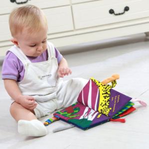 China Enlightenment Early Education 0-1 Year Old Baby Toy Baby Cloth Book on sale
