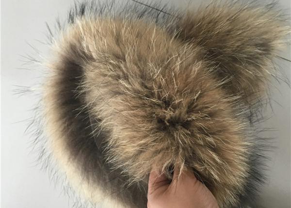 China Windproof Real Fur Coat Collar , Genuine Toddler Fur Collar With Satin Lining factory