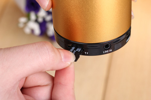 good manufactuer hands free function Column Bluetooth speaker