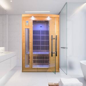 China Family Indoor Solid Wood Carbon Panel Heater Far Infrared Sauna Room For 2 Person on sale