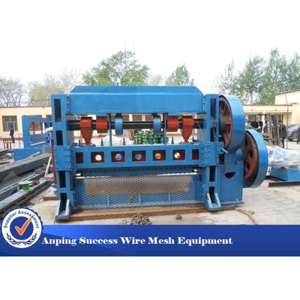Different Type Perforated Metal Machine , Expanded Metal Wire Welding Machine
