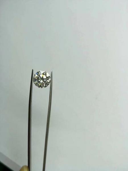 China Genuine 2.5 ct VVS Round Cut Loose Moissanite 8.5 mm DEF White factory