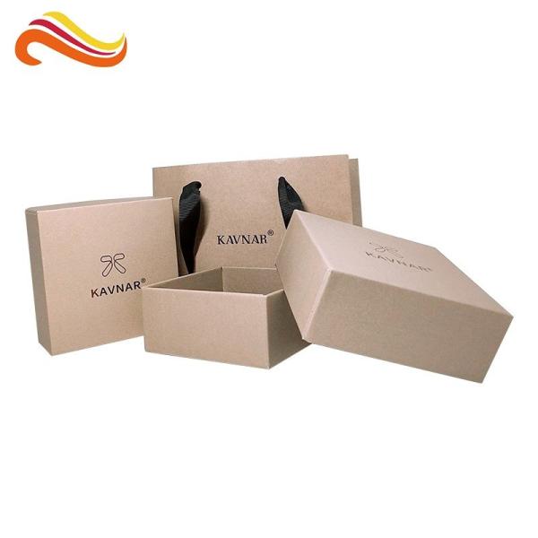 Ring Jewelry Paper Gift Packaging Boxes Customized Color With Foam Insert
