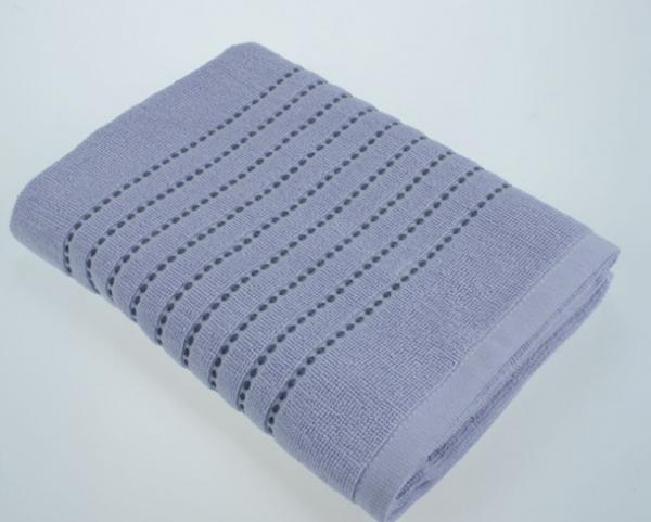 China 70x140cm custom made soft cotton hotel towels factory