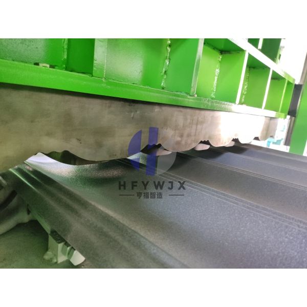 High Rigidity 1110 Glazed Tile Roll Forming Machine With Precision Cutting