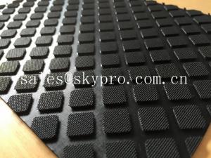 China Heavy duty rubber car mats , Custom size Anti-slip rubber mats for garage floors factory
