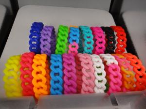 China Promotional gift silicone braided bracelet, color twist braided silicone bracelet, Good quality factory