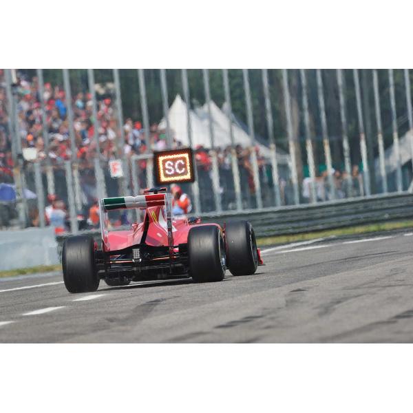 32*16 Glare-LED Testing Racing Cars Sign with 256*256*35 mm Panel