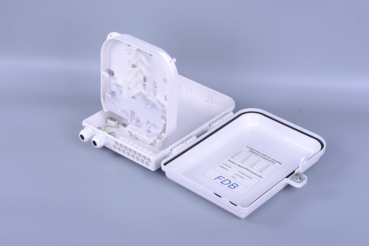 Plastic SMC Fiber Optic Distribution Box 16 Core SC Waterproof FTTH PLC Splitter