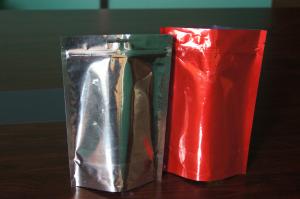 China Plain Stand Up Aluminum Foil Coffee Bean Packaging Bags With Degassing Valve factory
