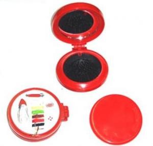 China Sewing kit with compact mirror factory
