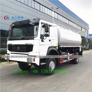 China Sinotruk Howo 4x4 Off Road 290HP Fuel Tanker Truck With Pump on sale
