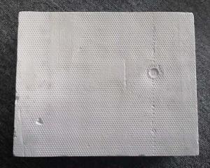 China Moisture Resistant Calcium Silicate Board SIO2 50 Silica Insulation Board factory