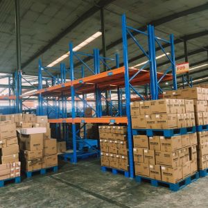 China Customized Warehouse Pallet Rack With Orange Industrial Adjustable Heavy Duty Racks factory