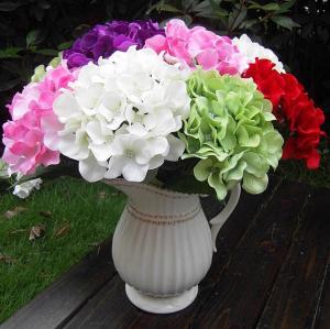 China UVG Factory Price Silk Flower Wedding Bouquet Wholesale Artificial Hydrangea Flowers on sale