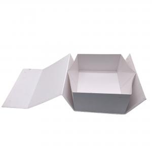 China White Rigid Folding Gift Paper Box Packaging For Clothes And Shoes factory