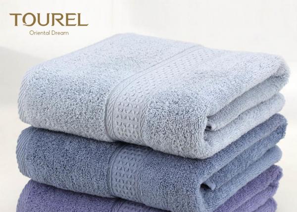 China Plain Grey Color Hotel Bath Towels / Absorbent Bath Towels Anti - Static factory