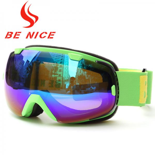 China Green Mirrored Ski Goggles With Removable Lenses , Polyethylene Foam 15mm Thickness factory