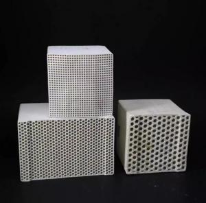 China Lightweight Fire Refractoty Mullite Insulation Bricks Kiln Shed Board Sagger on sale