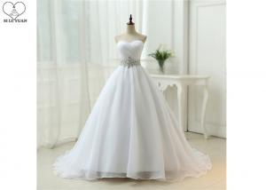 China Pleating Chiffon Pure White Wedding Dress / Strapless Ball Gown Beading Belt factory