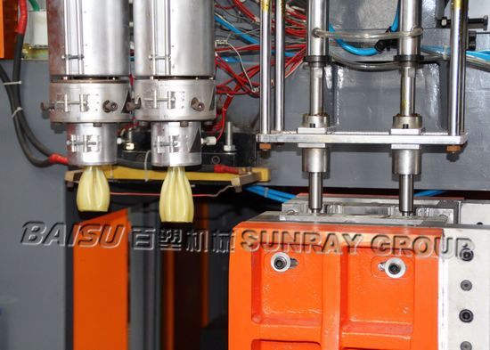 Small Plastic Toy Making Machine , Horizontal Automatic Blowing Machine SRB65-2