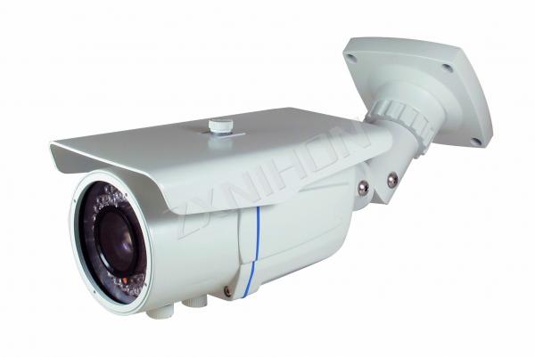 China 2.8- 12mm Manual Zoom Lens, Vandalproof Waterproof IR Bullet CCTV Camera With 420TVL CCD factory
