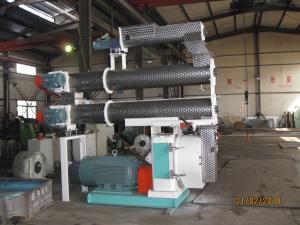 China 18th 132kw Ring Die Wood Pellet Machine Feed Mill Equipment factory