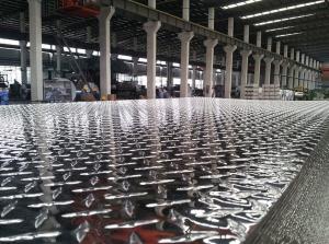 China Highly Reflective 3003 H22 Aluminium Checker Plate Sheet Aluminum Tread Plate Good Slip Resistance factory
