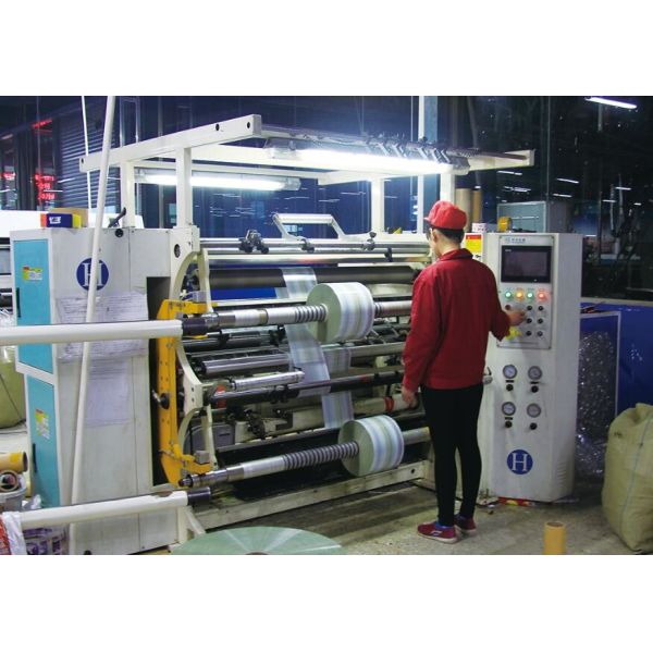 Custom made adhesive round beer labels bottle labels Metallised Paper Self Adhesive Beer Label