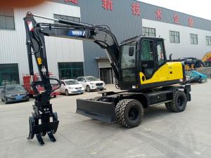 China China Mechanic Wheel Type Excavator With Grapple For Wood Or Grass factory