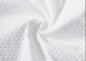 China Embossed Spunlace Non Woven Fabric Environmental Protection For Compressed Towel factory