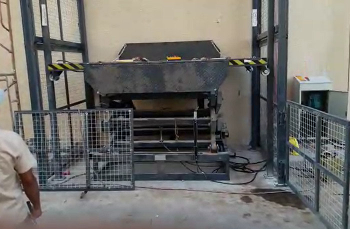 Scissor Mechanism Mezzanine Goods Lift 4T 5T 6T Load Capacity