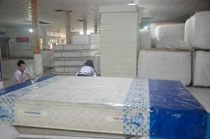 China Queen Size Mattress Storage Bag PE Plastic Vacuum Hot Stamping factory