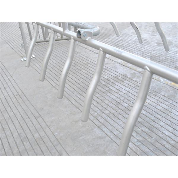 Galvanized swine Sow Farrowing Crate 2.4*1.8m width adjustable