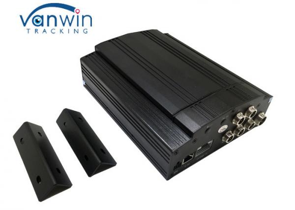 China Compact 4 Channel Mobile DVR H.264 HDD with Panic Button Built - In GPS factory