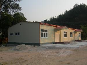China T Type Portable Prefabricated Steel Modular Fast Assembly Insulated Panel House on sale