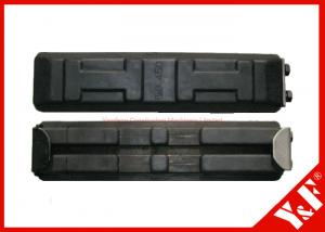 China Rubber Track shoes Excavator Undercarriage Parts 450mm Excavator Components factory