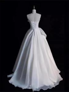 China Customizable Romantic White Evening Dress For Wedding factory