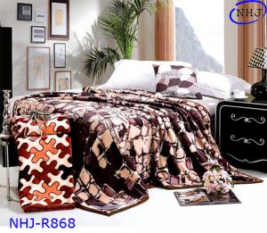 China Professional Exporter of Raschel /Fannel Blankets on sale