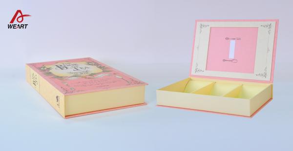 China Recycled Pink Book - Type Paper Square / Rectangle Gift Box For Fruit Tea factory