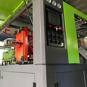 200 ML to 2000 ML Hollow Part Volume PET Bottle Blowing Machine for Food