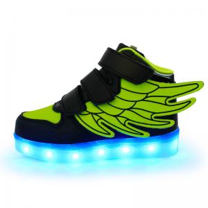 China Led Street Dance Shoes Student Party Shoes Roller Skate Shoes Sneakers for Kids factory