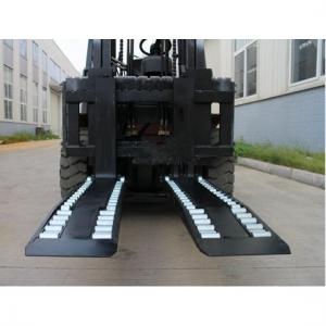 China Wheel Forks Forklift Truck Attachments For Lifting , Carbon Steel Pallet Fork Extensions factory