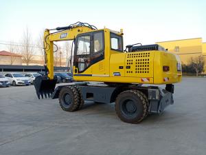 China Reliable Wheeled Mini Excavator With YUCHAI/YC4D125 Engine And 9.00-20/8 Tires factory