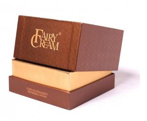 China Luxury Custom Paper Board Apparel Gift Boxes, Spot Uv Printed Rigid Packaging Box on sale