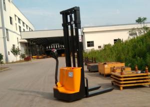 China 1200kg Narrow Width Walking Operating Electric Lift Pallet Stacker With Polyurethane Wheel factory