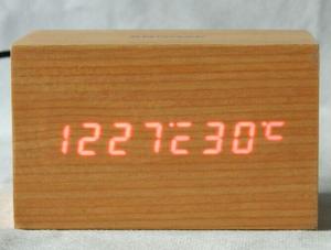 China Digital Jumbo LED Wood Clock Vintage Table Wooden Alarm Clock factory