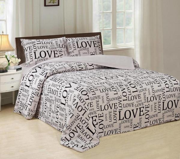 China Silky Bed Sheet 4 Piece Bedding Set Luxurious With English Letters Printed factory